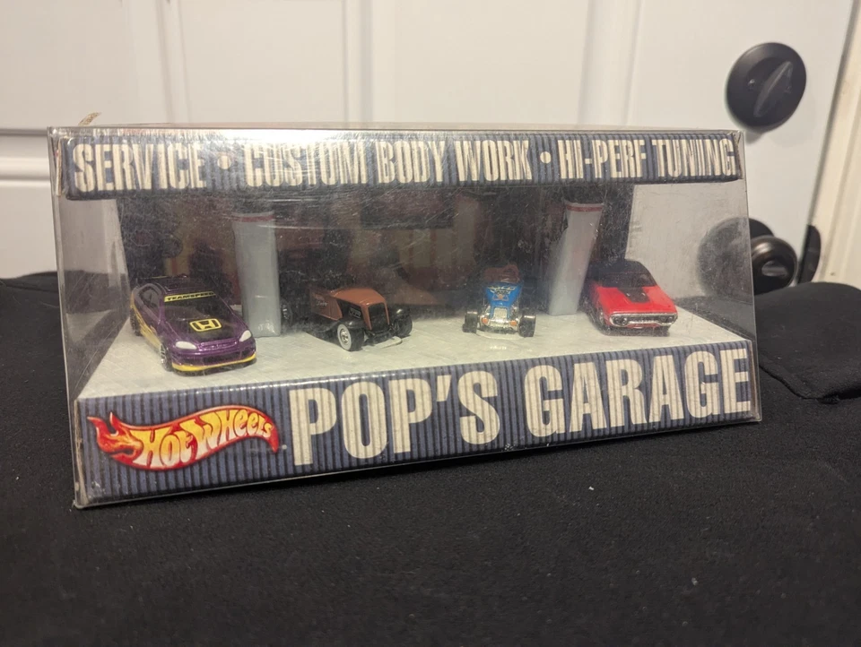 WHEEL ERROR Honda Civic Si - 2001 Hot Wheels Pop's Garage Set  - Image 2 of 4