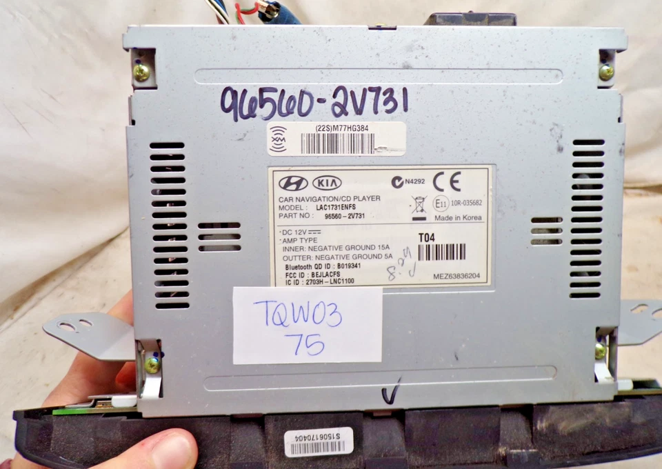 11 12 13 14 15 Hyundai Veloster Radio CD 96560-2V731 TQW03 Foto 3 de 4