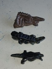 3x Stone Aligators