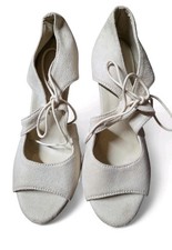 Vintage Suede Lace Tie Heels Size 8 1/2