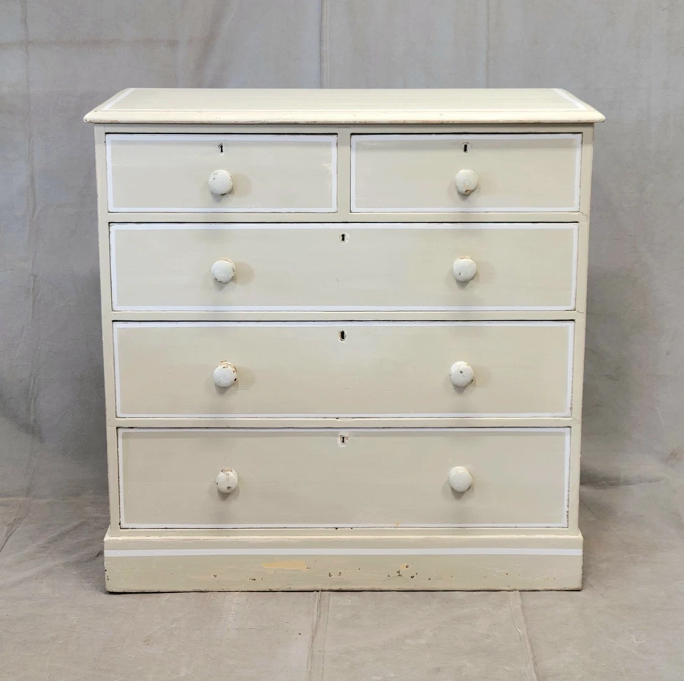 Antique 1920s English Dresser Chest of Drawers with Old Cream and White Paint - Image 2 of 4