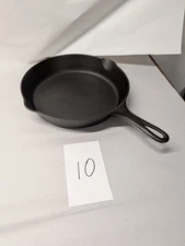 Griswold # 8 Cast Iron Skillet Large Block Logo - NICE !