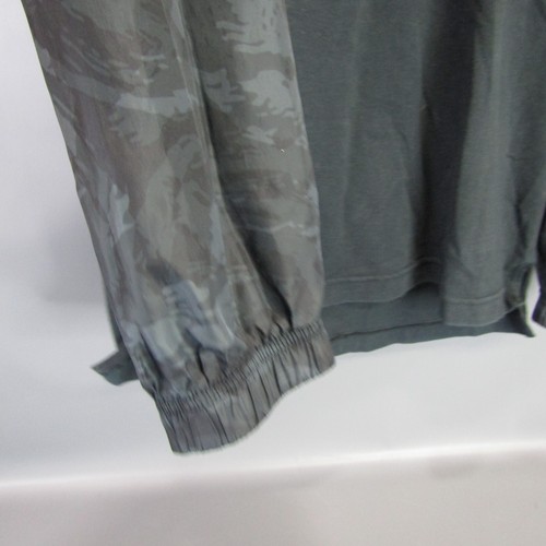 Felpa a vento Under Armour nera mimetica anorak uomo taglia S aderente small - Foto 3 di 13