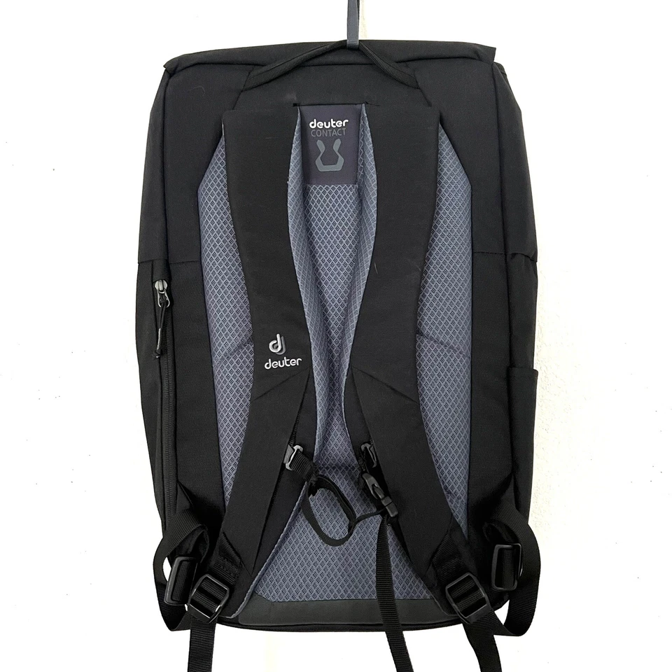 Mochila preta para laptop externo Deuter - Imagem 2 de 4