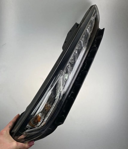 Original Hyundai LED daytime running light Front flasher right Kona OS 92208-J90 - Picture 3 of 12