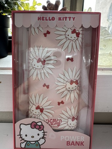 Hello Kitty Power Bank 10000mAh Dual USB Fast Portable Phone Battery FREE POST - Picture 2 of 3