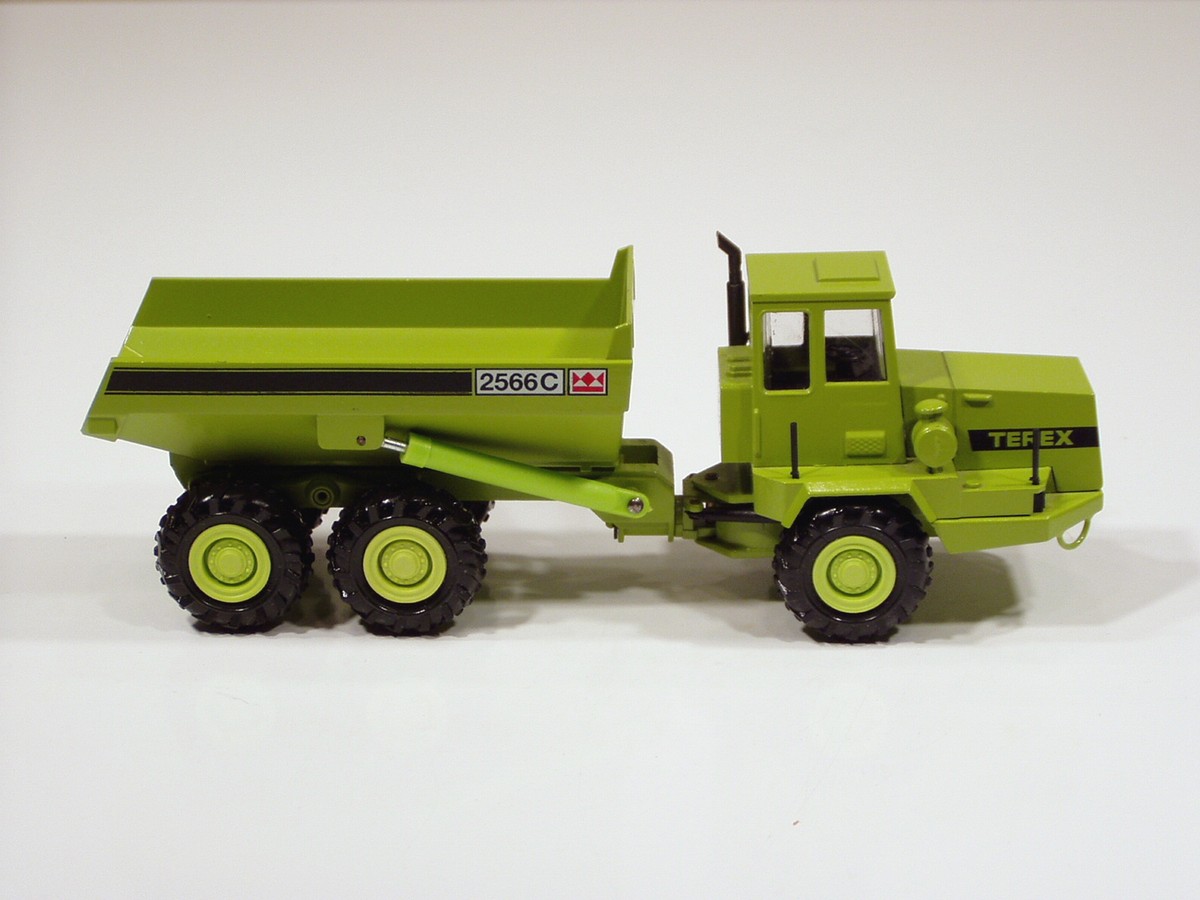 Terex 2566C Dump Truck - 1/50 - Conrad #2763 - MIB | eBay Terex 2566C Dump Truck - 1/50 - Conrad #2763 - MIB | eBay