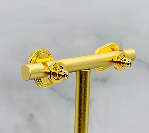 Auténticos aretes de diamantes de imitación negros VALENTINO V - Usados / LL5051 - Imagen 5 de 7