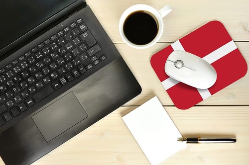 Denmark Flag Mouse Pad - Picture 3 of 3