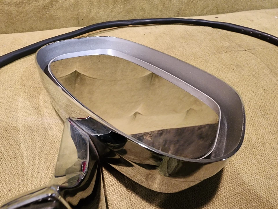 Espejo retrovisor manual de puerta izquierda cromado Oldsmobile Olds Toronado 1980-1985 OEM Foto 3 de 4