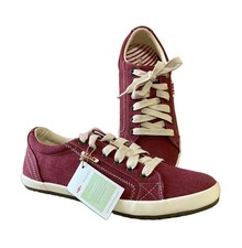 TAOS STAR Burst Sneakers Women s Sz 8 New Red BUILT-IN ARCH SUPPORT
