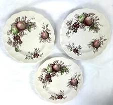 Vintage Johnson Brothers Harvest Time 3 Bread & Butter Dessert Plates 6 3/8"