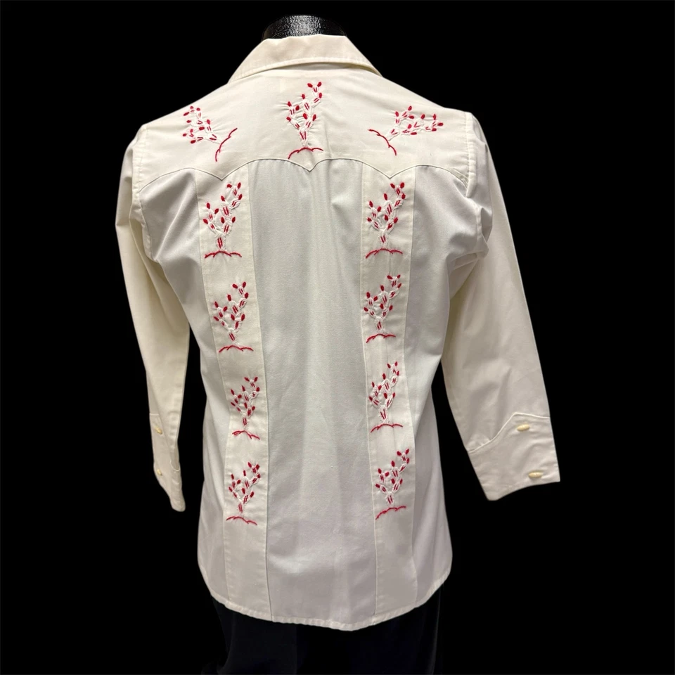Vtg 70’s White RED Embroidered CACTUS FLOWERS Butterfly Collar DISCO Shirt M - Image 4 of 4