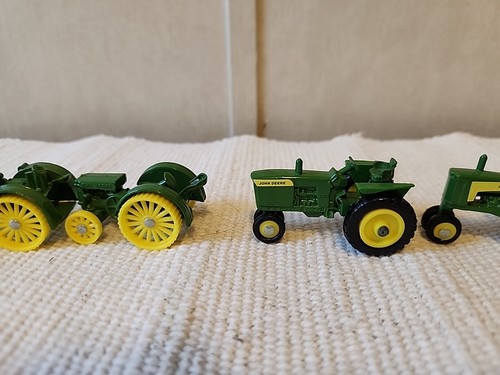 Vintage Ertl John Deere Milestones Set # 560 1/64 Plastic And Metal - Picture 7 of 8
