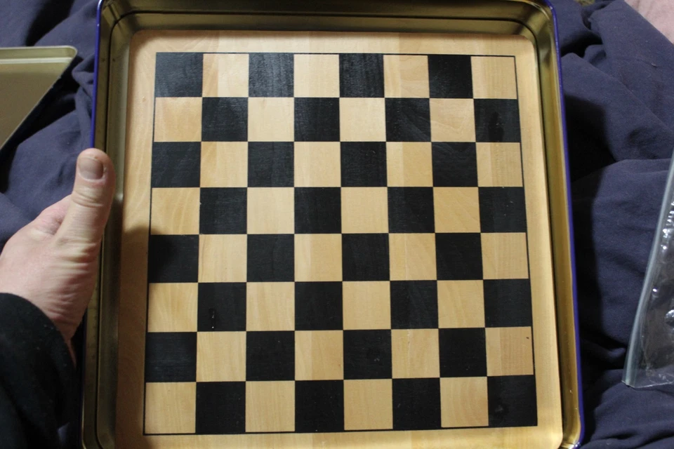 Checkers by Fundex with solid wood board and pieces - Image 2 of 3
