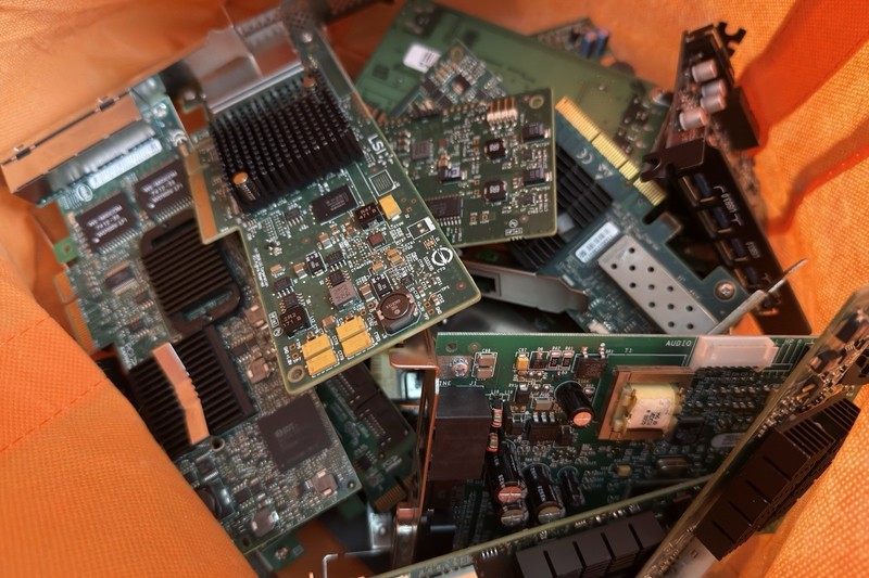 Lot Of Network, USB, ETC PC Cards | Parts | Fast Shop