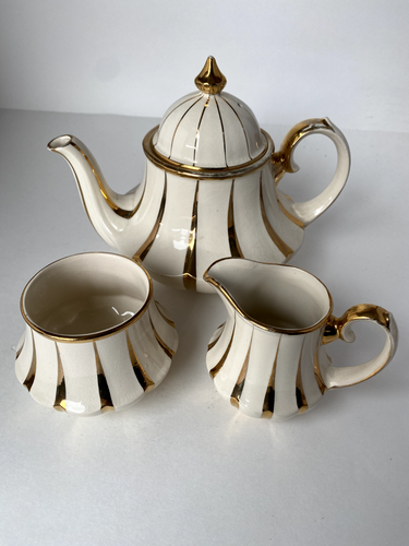 VINTAGE SADLER CAROUSEL TEAPOT, CREAM & SUGAR Cream & Gold #3184 bell bottom