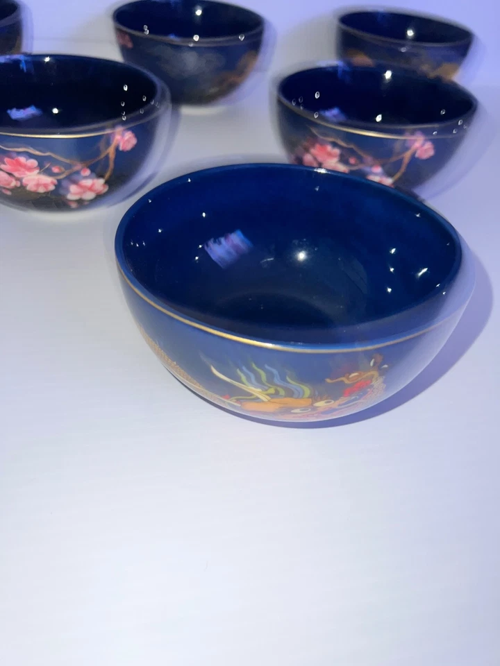 Williams Sonoma Lunar NY Arroz Fideos Cuenco 5" Dragón Diseño Floral Usado en Excelente Condición Foto 4 de 4