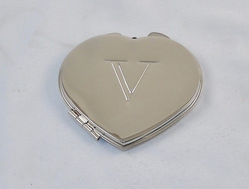 Compact Purse Mirror w/Dual View, Monogram In Center of Heart-Shape Metal Case - Picture 21 of 26
