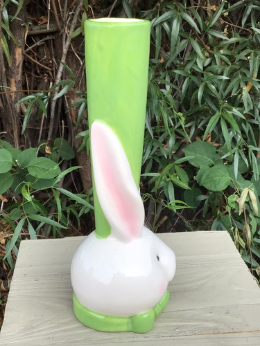 Bunny Rabbit Ceramic Bud Vase 9" Excellent Vibrant Pastel Colors Glossy Finish - Picture 3 of 7