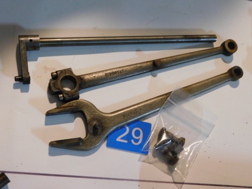 V2  Singer 237 Sewing Machine Replacement Parts  1950s - Picture 67 of 82