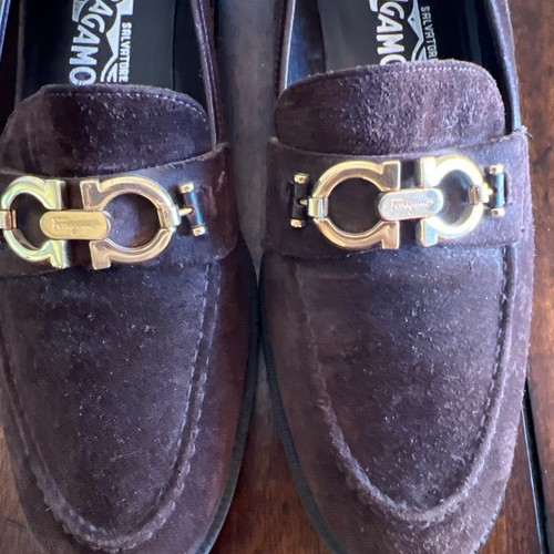 Salvatore Ferragamo Damen Lorena Halbschuhe 9,5 B Braun. " Gancini Hardware - Bild 6 von 21