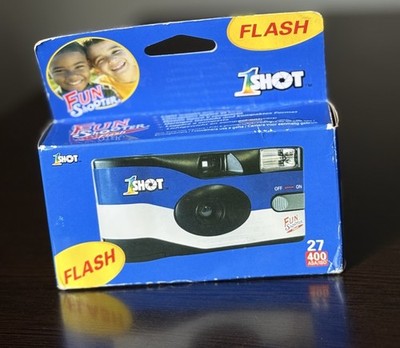 1 Shot Disposable Camera - 35mm, 27 exp, Built-in Flash, ASA/ISO 400 Color Film