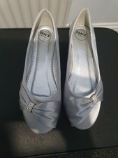 silver pump shoes size 7