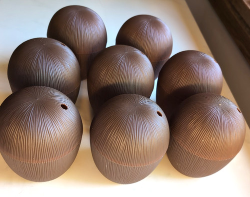 8 Plastic Brown Coconut Shaped Textured Cups w/ Lids