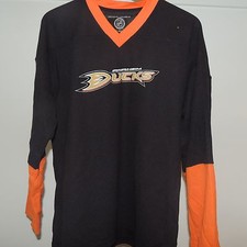 Anaheim Ducks Collecting and Fan Guide 8