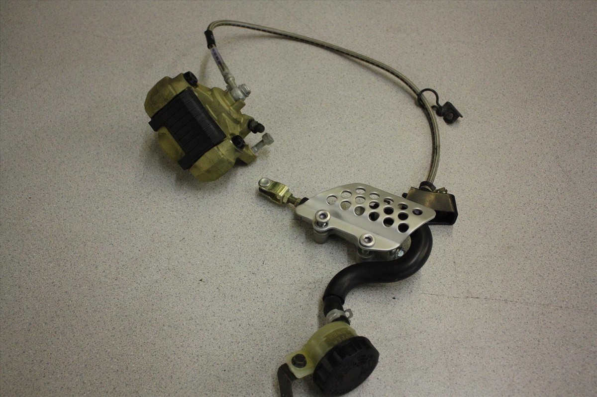 03 KAWASAKI ZX 1200 B NINJA REAR BRAKE CALIPER MASTER