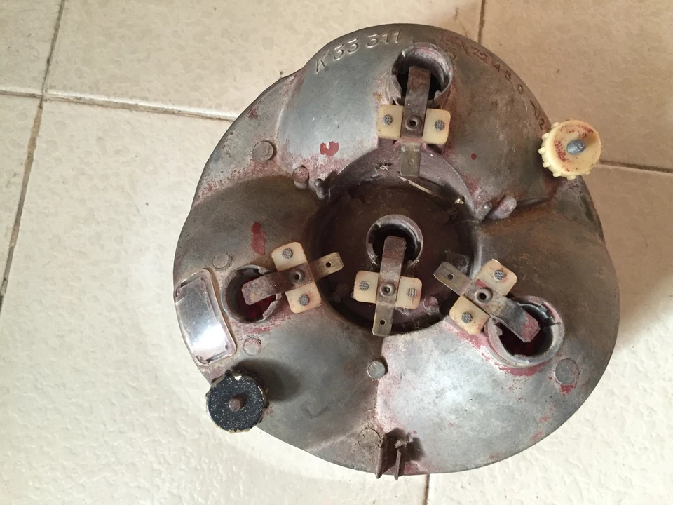 КРУГЛЫЙ ЗАДНИЙ ФОНАРЬ BMW 2002 TII / TI / TURBO 1970 1971 1972 В СБОРЕ СПРАВА - Изображение 3 из 4