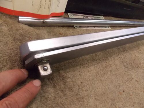 Torque Controls Aircraft D4600F Dial Torque Wrench 3/4" Drive 0-600 Ft/lbs - Picture 4 of 16