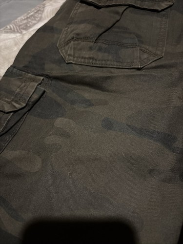 Union Bay Cargo Shorts 36 Tag Men’s NWT Black/Gray/green Shorts Vintage Fits 36 - Picture 6 of 8
