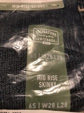 Signature By Levi Strauss Women's Stretch Mid Rise Skinny Jeans Size 6S New