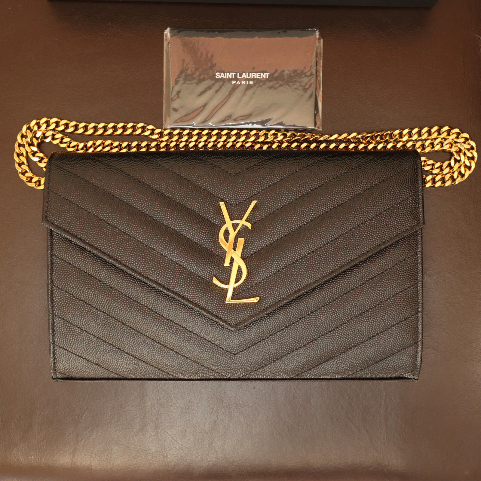 SAINT LAURENT Portafoglio YSL Classic Cassandre Catena Busta Nero Grain De Poudre Pelle Nuovo con scatola