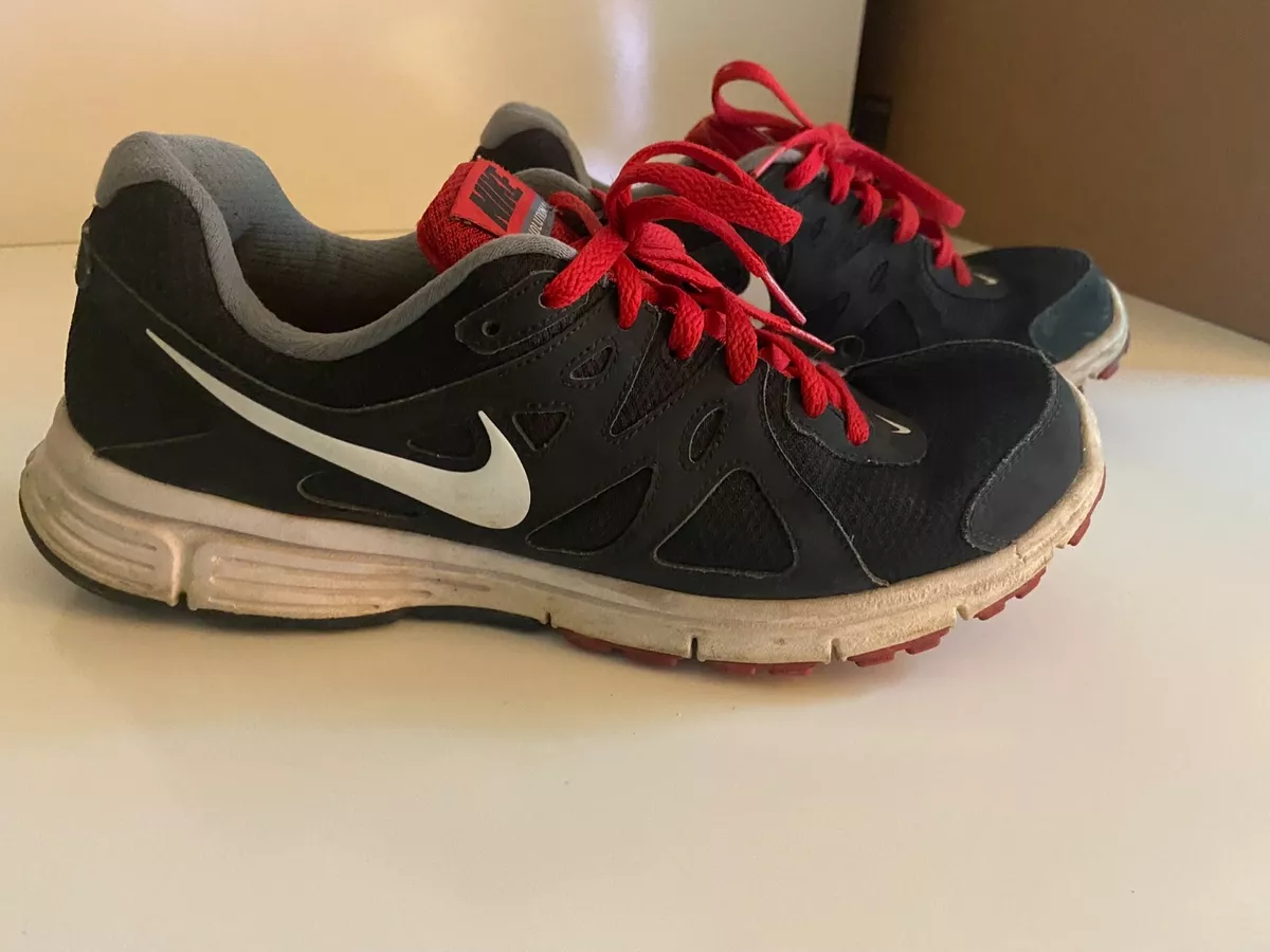 Nike revolution 2 best sale black