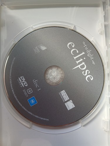 The Twilight Saga - Eclipse (DVD, 2010) - Picture 3 of 3