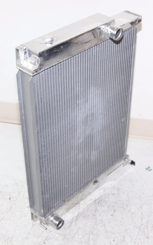 2" Dual Core ALUMINUM Performance RACING RADIATOR for 90-99 BMW E36 MT ONLY - Imagem 2 de 4