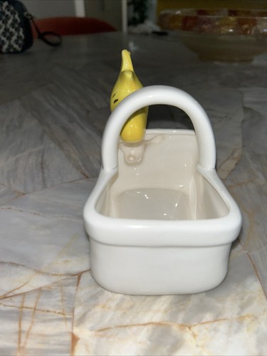 Vintage 1965 1972 Peanuts Woodstock Ceramic Basket - Picture 3 of 4
