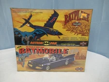Polar Lights Batman Action Pack Set of Two 1:25 Model Kits 090733069085 (NN)