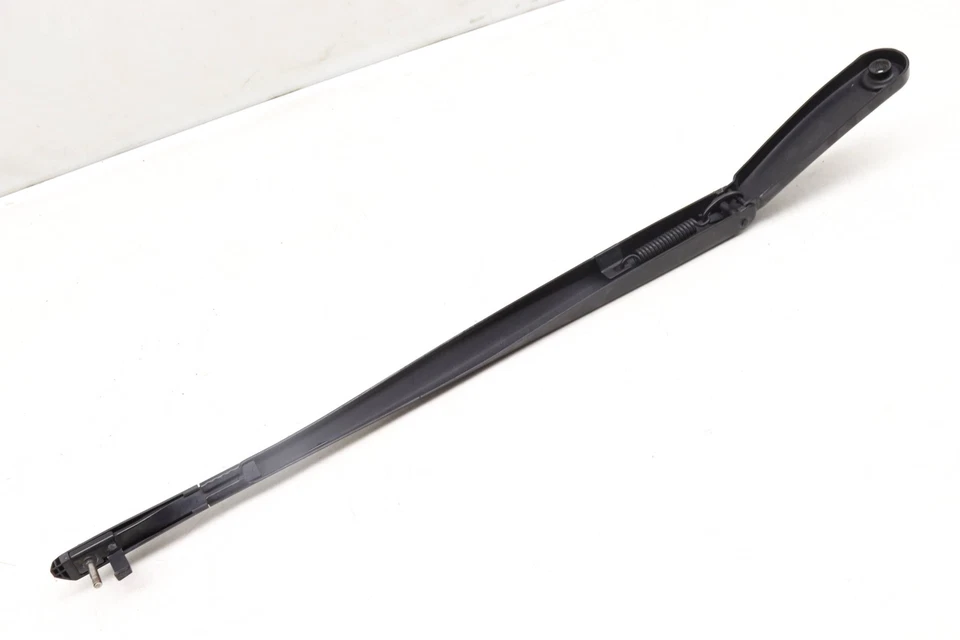 2014-2019 BMW M6 GRAN COUPE - Right Windshield Wiper ARM 7203156 - Image 2 of 4