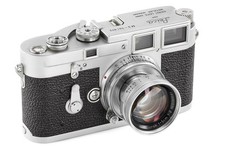 Leica M3 very early body No. 701-072 from the 1st production very rare 