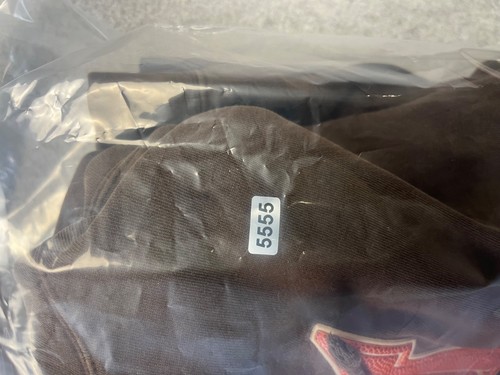 Vintage Tapout Sweatshirt Mens L Brown Basketball Textured Logo Hoodie Y2K MMA - Picture 10 of 10