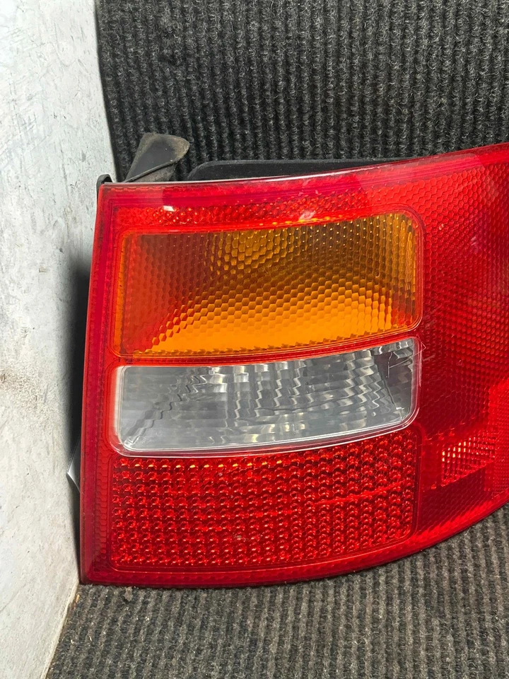 Fits 2002-2005 Audi Allroad Quattro Right Tail Light OEM:4B9945096G3FZ Foto 2 de 4