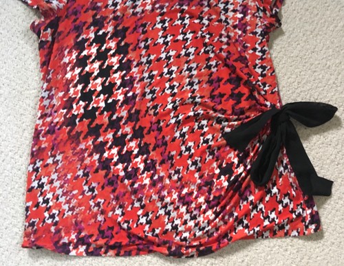 M & S PER UNA TOP ~ SIZE 18 ~ RED MIX ~ 95% VISCOSE 5% ELASTANE ~ MACHINE WASH - Picture 8 of 9