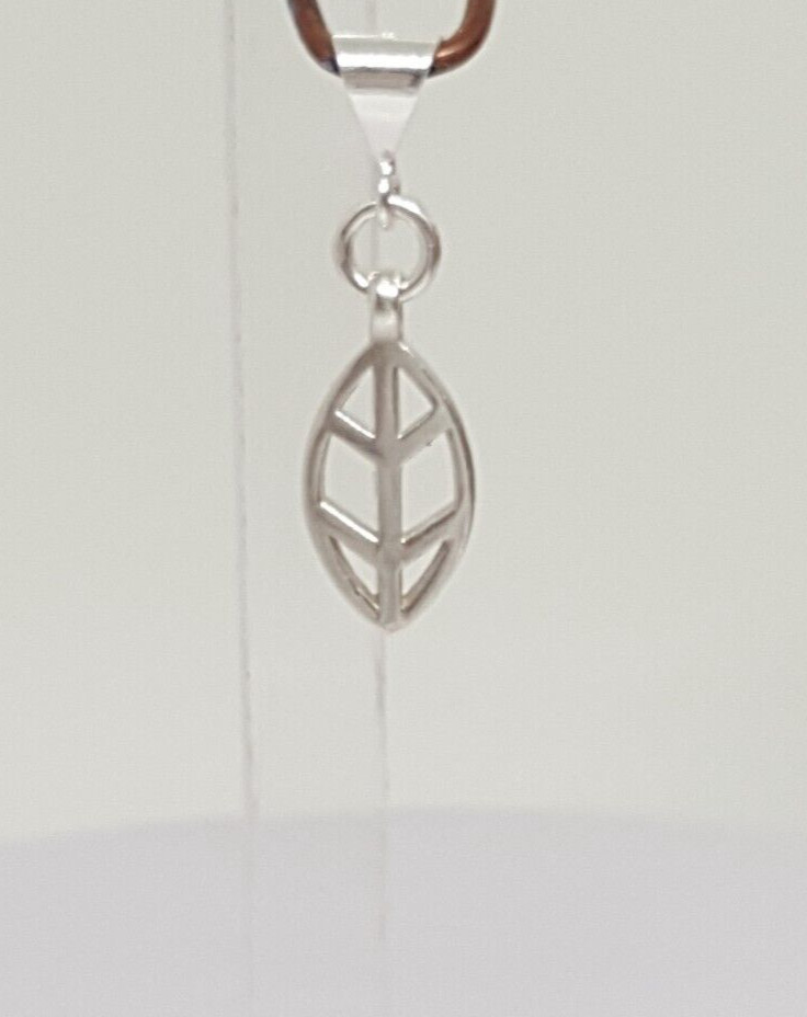 Gorgeous Solid Openwork Leaf Pendant 925 solid si… - image 9