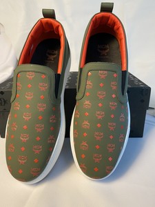 mcm slip on