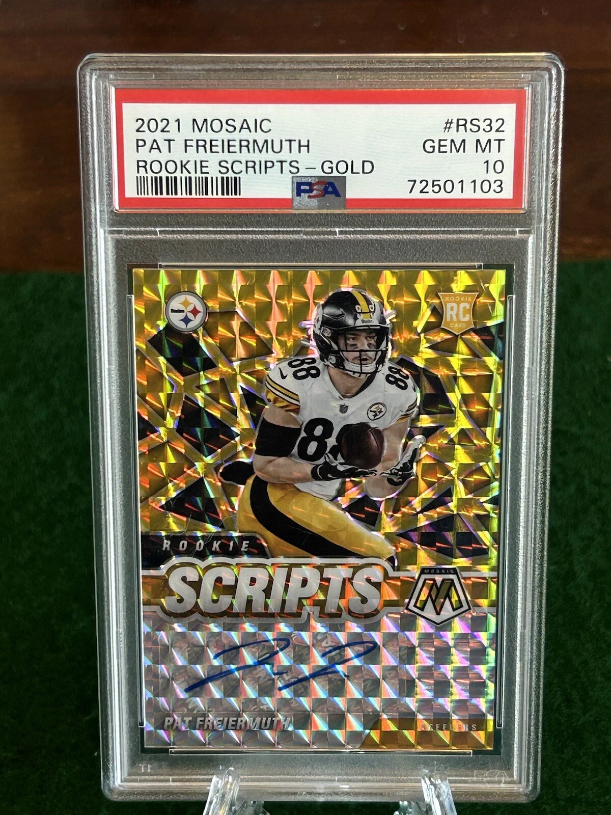 Pat Freiermuth Panini Mosaic Rookie Scripts #RS32 Gold
