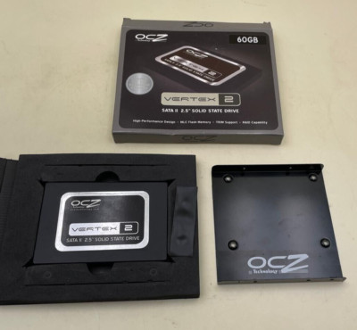 K/3 OCZ Technology VERTEX 2 / SATA II 2.5'' / Solid State Drive, 60 GB, gebraucht